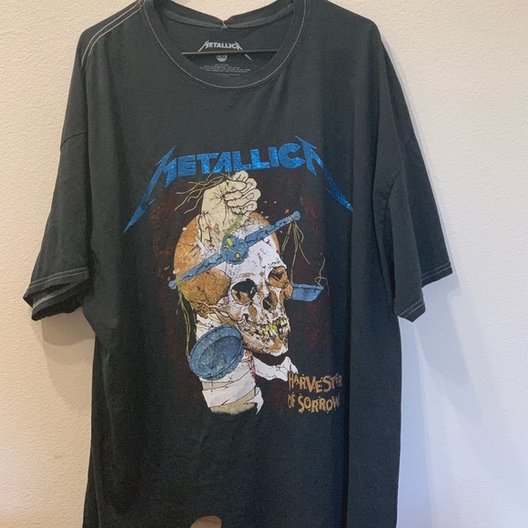 Urban Outfitters Tops - Oversize Metallica top